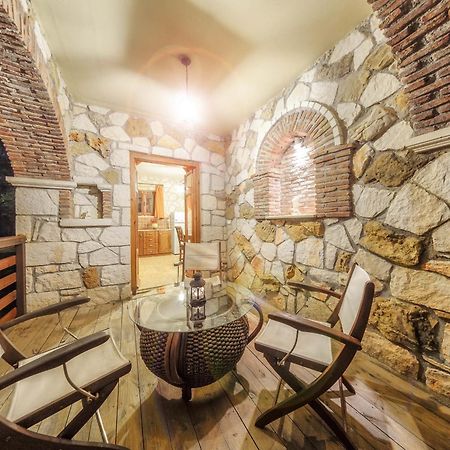 Parys Villas チィリヴィ エクステリア 写真